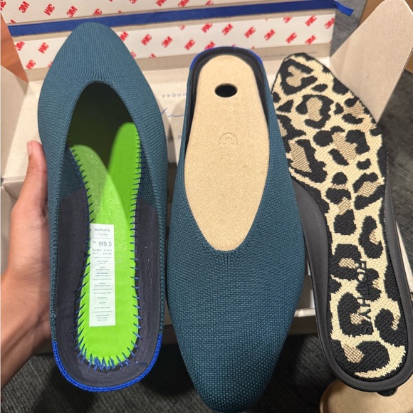 New in box! Rothy’s The Almond Demi in Deep Emerald Size 9.5 - Picture 9 of 11